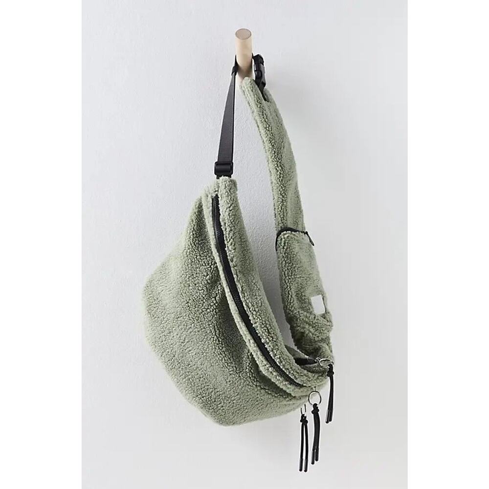 FREE PEOPLE  Overachiever Sherpa Sling Bag - Green NEW $78! - Picture 3 of 6